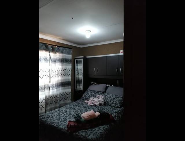 2 BEDROOM HOUSE FOR SALE IN SOSHANGUVE SOUTH